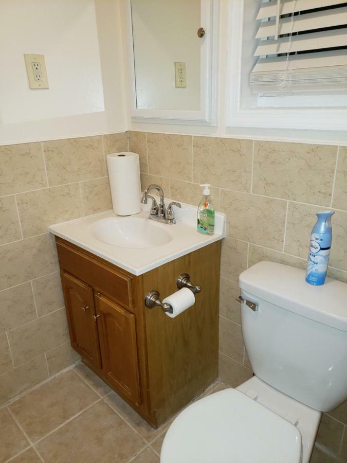 Brooklyn 3 Bedroom 1 Bathroom 8 Minutes To Subway 30 Minutes To Manhattan New York Eksteriør bilde