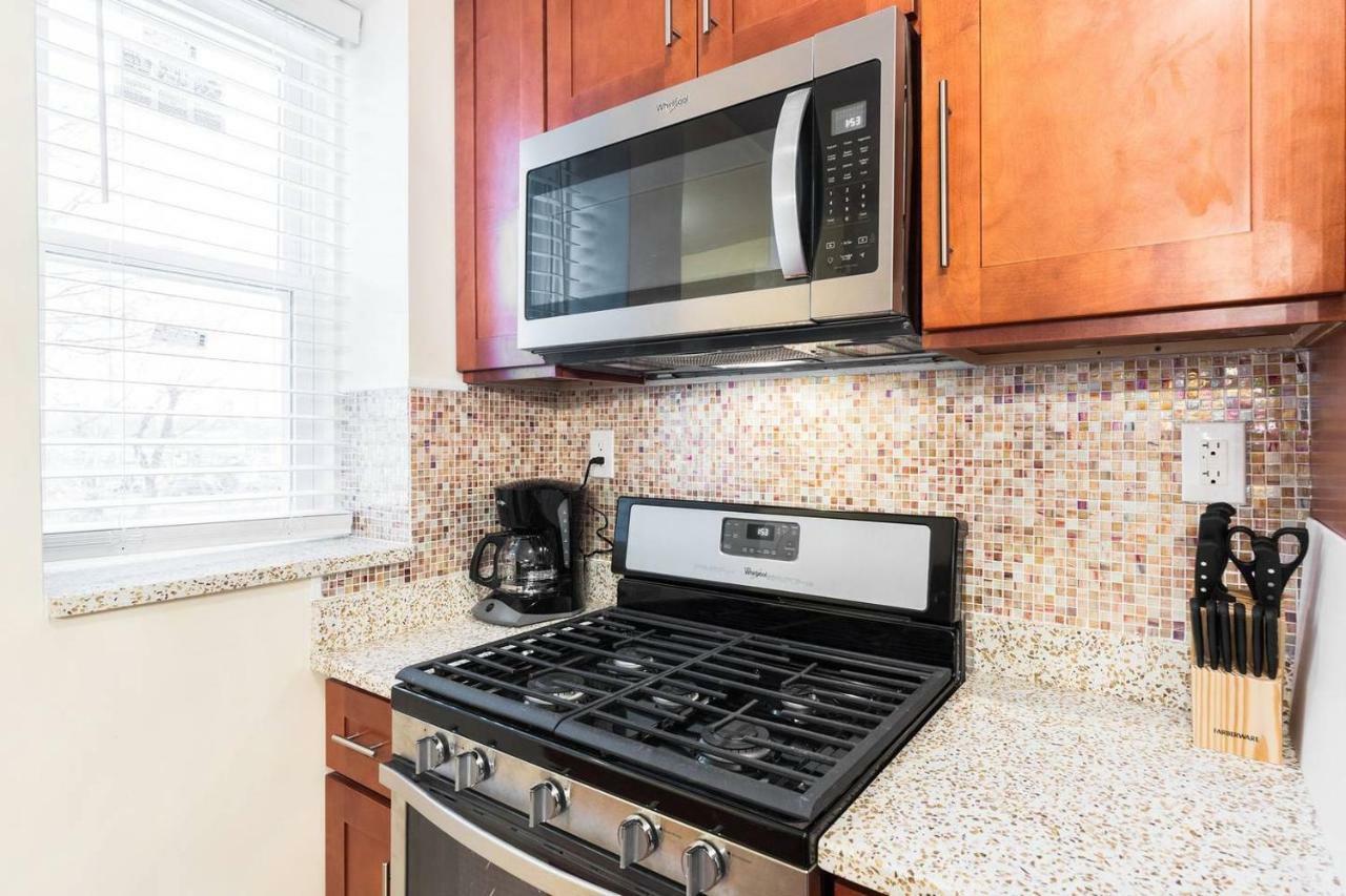 Brooklyn 3 Bedroom 1 Bathroom 8 Minutes To Subway 30 Minutes To Manhattan New York Eksteriør bilde