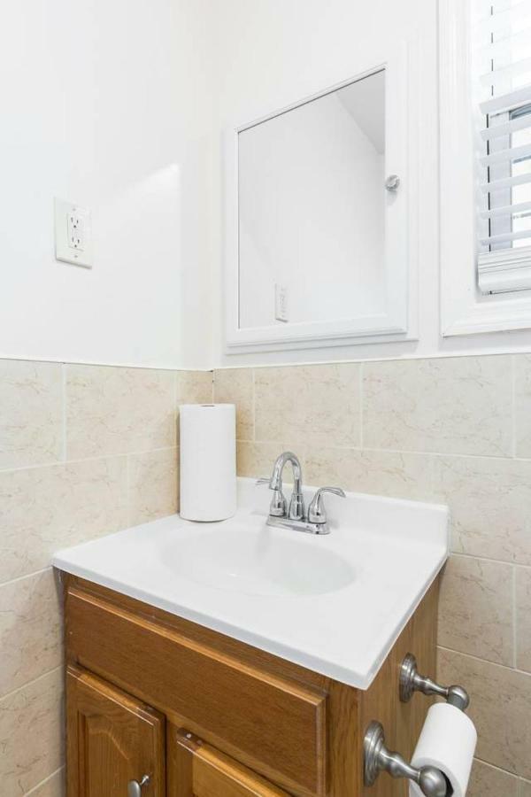 Brooklyn 3 Bedroom 1 Bathroom 8 Minutes To Subway 30 Minutes To Manhattan New York Eksteriør bilde